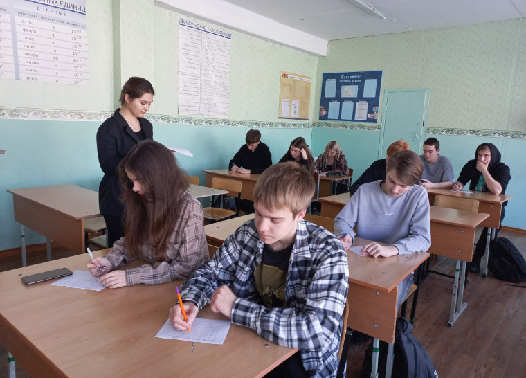 Делимся с вами результатами практики нашего студента-психолога, который провел время в нашей школе, работая с учениками..